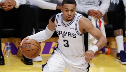 凯尔登·约翰逊将迎来马刺生涯400场里程碑！队史同期得分第五多